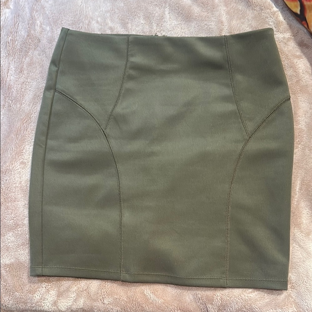 Forever 21 Green Mini Pencil Skirt for Casual Work